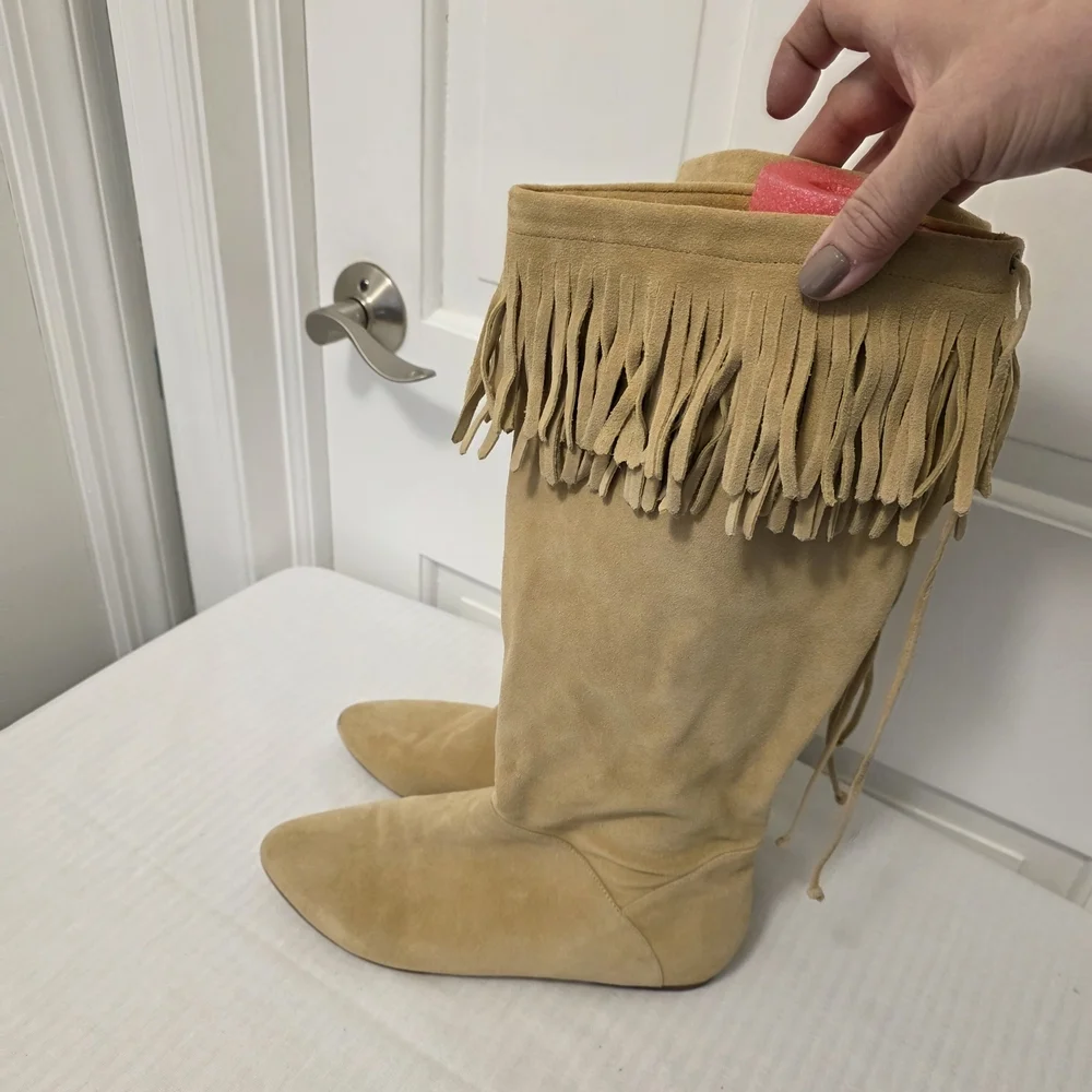 Daniblack Festival Fringe Suede Boots Camel In Color Size 9.5, Casual